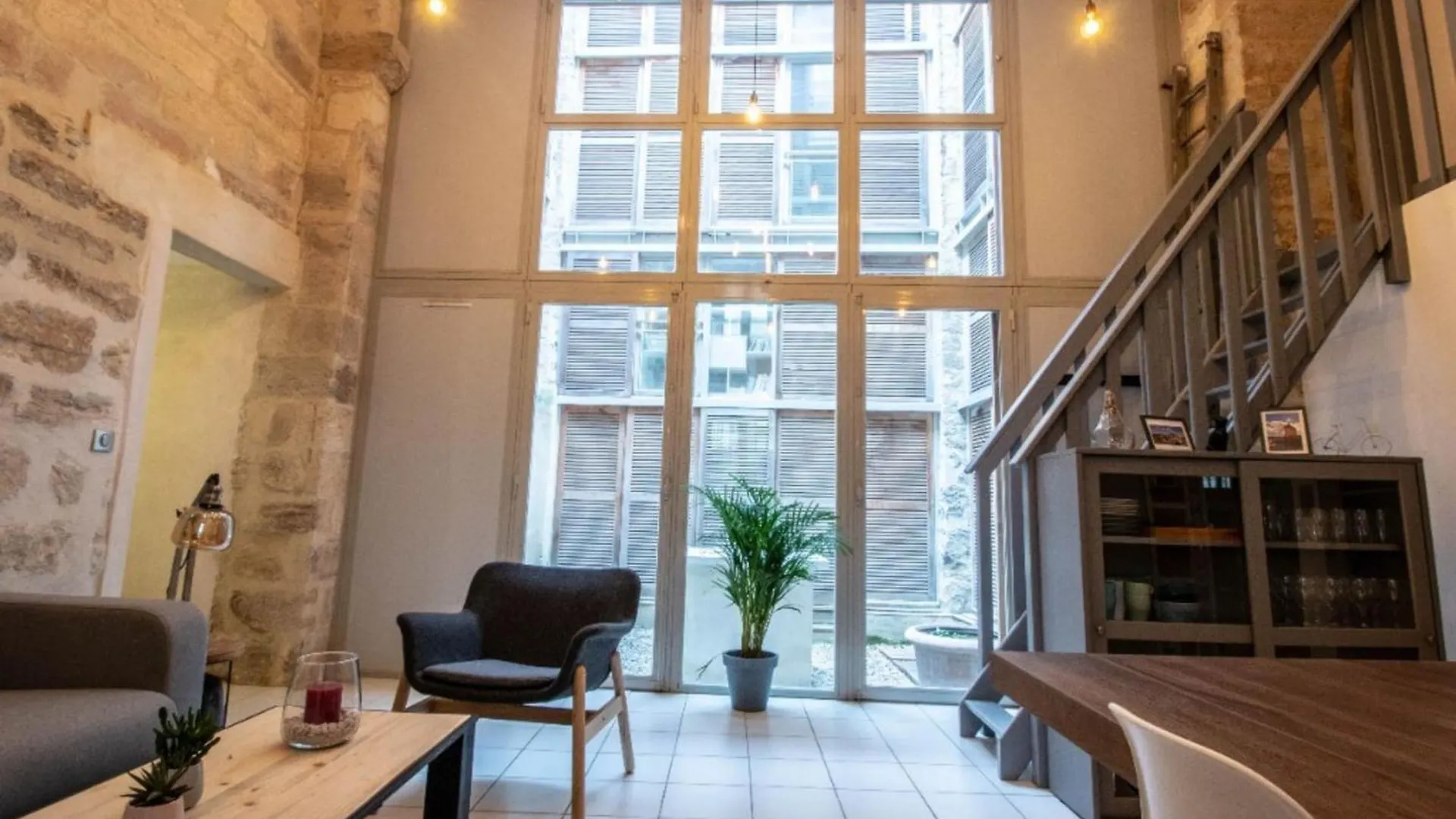 Apartment Atlas - Orion - Plein Centre - Intra Muros Avignon France
